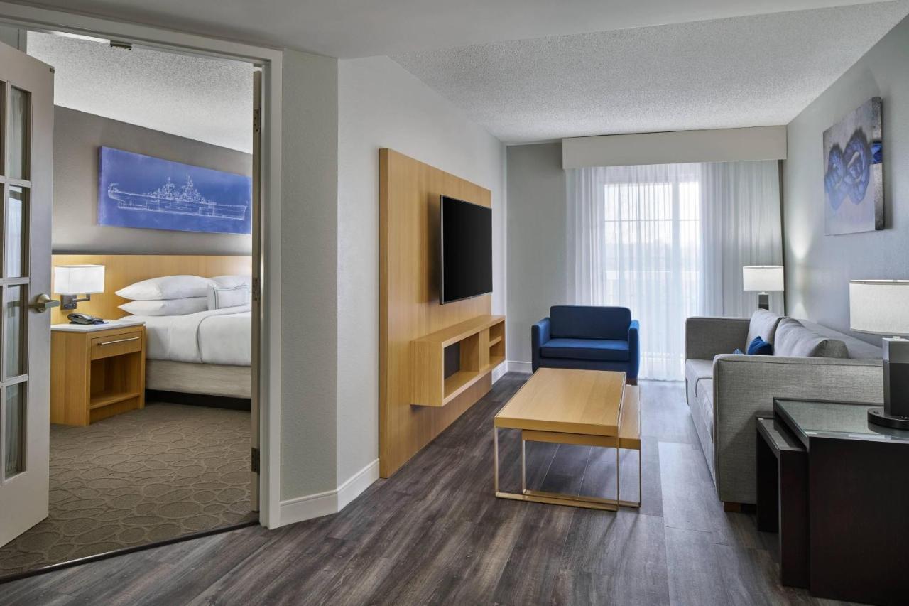 Delta Hotels By Marriott Norfolk Airport Екстериор снимка