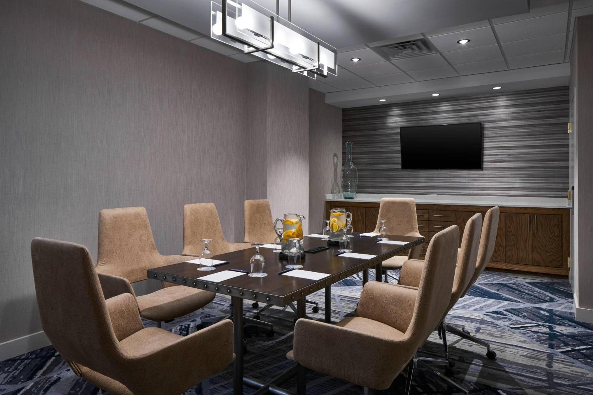 Delta Hotels By Marriott Norfolk Airport Екстериор снимка