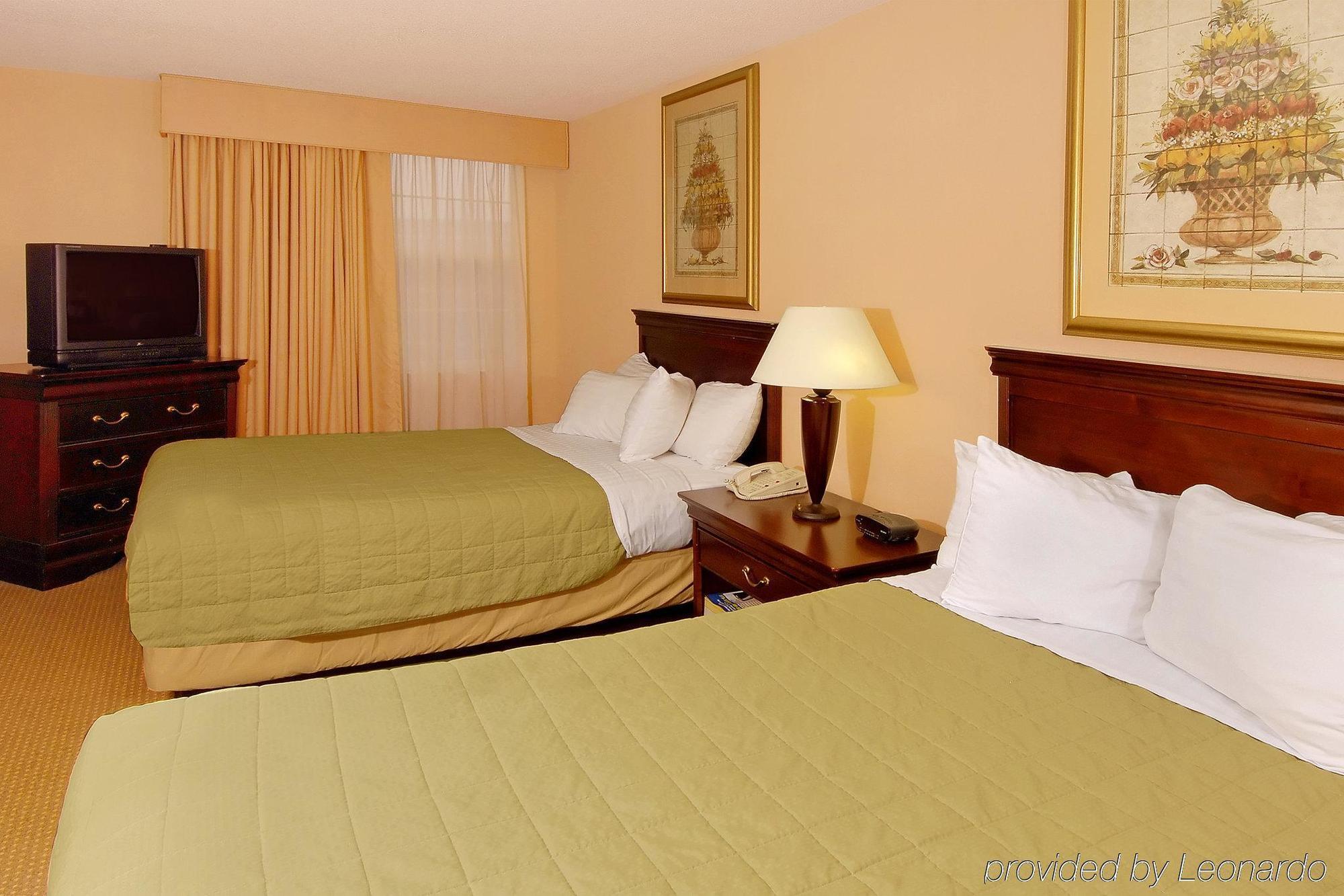 Delta Hotels By Marriott Norfolk Airport Стая снимка